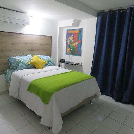 Serenade Lodging Rooms Panama City Ngoại thất bức ảnh