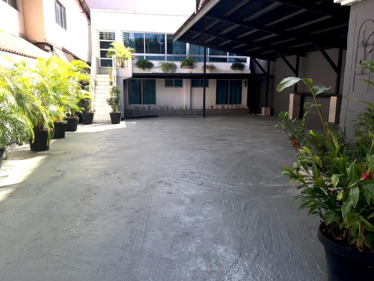 Serenade Lodging Rooms Panama City Ngoại thất bức ảnh
