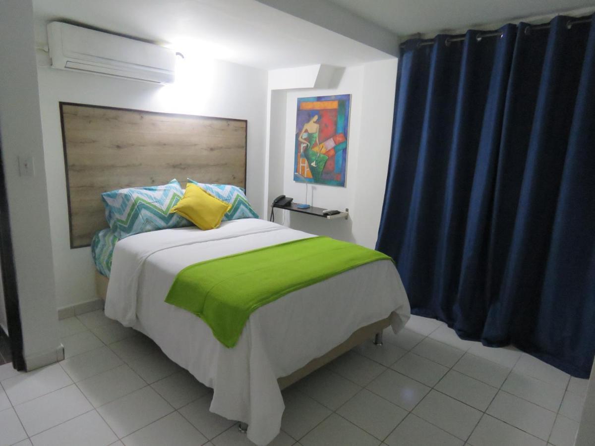 Serenade Lodging Rooms Panama City Ngoại thất bức ảnh